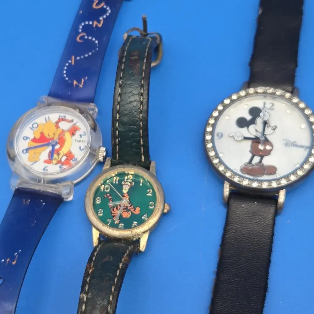 Lot of 16 Character Watches Disney Mickey Minnie Tinker Bell Pooh Untested